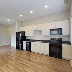 Spacious kitchen with full appliances