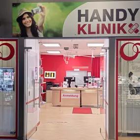 Bild von Handyklinik Handy Reparatur Berlin-Tegel in den Hallen am Borsigturm