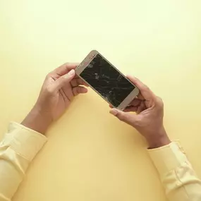 Bild von Handyklinik Handy Reparatur Berlin-Tegel in den Hallen am Borsigturm