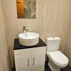 Bild von No Nonsense Bathrooms