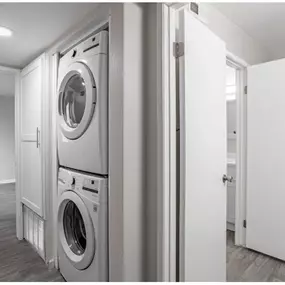 In-Unit Washer & Dryer