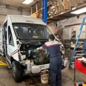 Bild von Master Auto Glass & Repair