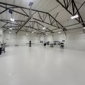 Advanced Vehicle Calibration Facility in Akron – Spacious, Clean Calibration Bay