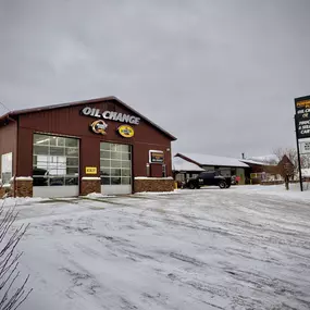 Bild von Performance Plus Quick Oil Change & Car Wash