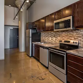 Kitchen with full appliances