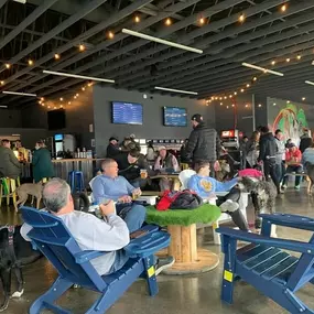 Bild von Crate Escapes Dog Park + Bar