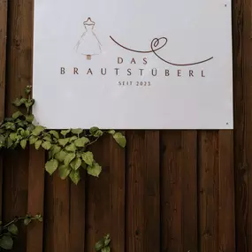 Bild von Das Brautstüberl | Brautmodengeschäft Maxhütte-Haidhof