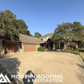 Bild von Modern Roofing & Restoration