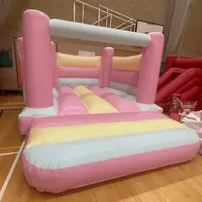 Bild von Loopylew Bouncy Castles