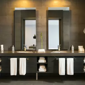 Bild von Los Gatos Kitchen & Bath (Formerly The Powder Room)