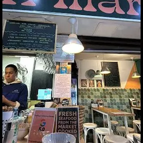 amarsushibar1.JPG