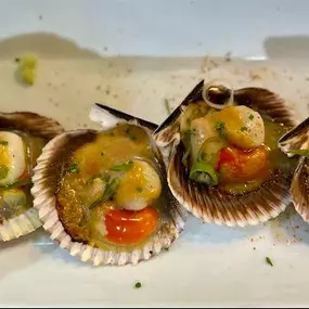 amarsushibar8.JPG