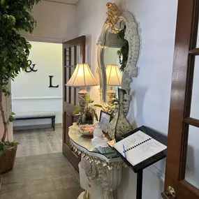 Bild von Eppinger and Lewis Funeral Home