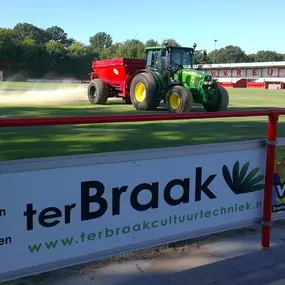 Bezanden van sportvelden