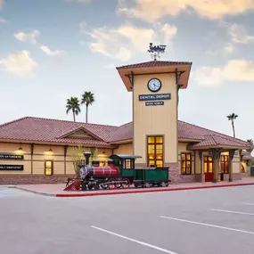 Located at 2311 W Broadway Rd in Mesa, AZ 85202—conveniently just off W. Broadway Rd—this office’s easy access makes it the perfect option to serve your family with the high-quality, affordable general dentistry you deserve. Dental Depot Mesa isn’t just shiny and new—our 16 state-of-the-art operatories are also fully equipped with the latest and most innovative dental care technology and staffed by an exceptional team of experienced professionals. We could not be more excited to provide you and 