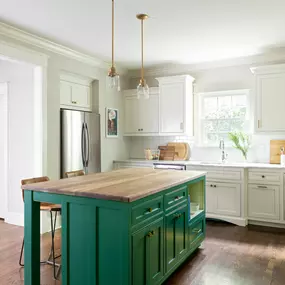 two-tone painted kitchen cabinets by N-Hance of NW San Antonio & Comal County