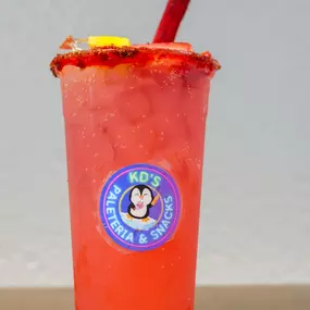 Classic or fruity Russian water. A refreshing mix of grapefruit soda, chamoy, and lime.

Agua rusa clásica o con fruta. Mezcla refrescante de soda de toronja, chamoy y limón.