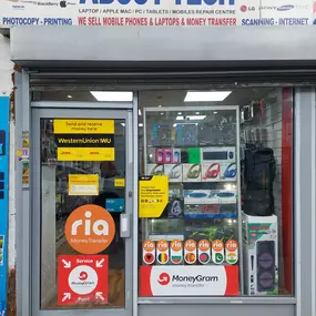 Bild von DHL Express Service Point (About Technology - iPayOn)