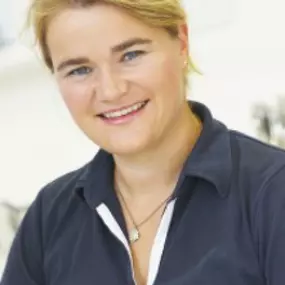 Bild von Dr.med.dent. Stefanie Koestner