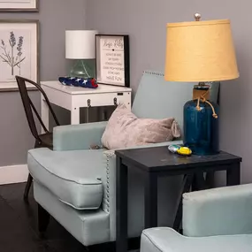 A space to sit with your thoughts — or let them go.