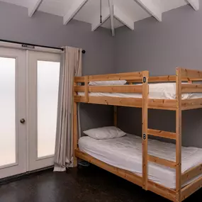 Uncluttered comfort.