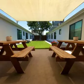 Outdoor spaces to promote communication and healing