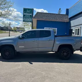 Bild von Jon's Auto Sales and Service