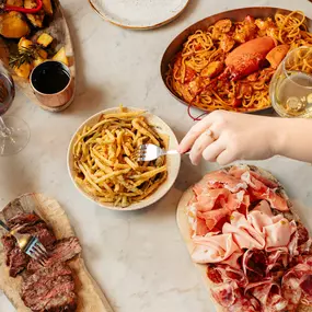 Bild von TOZI Restaurant & Bar, Victoria