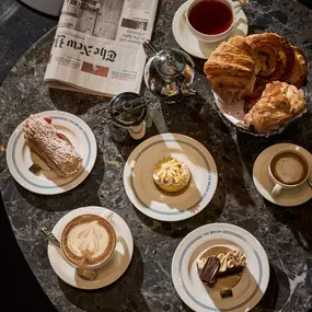 Bild von The Brush East London Grand Café