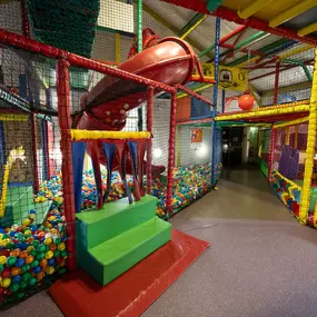 Bild von Paper Mill Wacky Warehouse