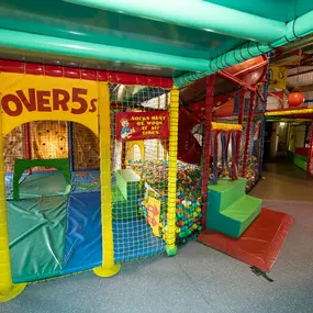 Bild von Paper Mill Wacky Warehouse