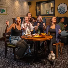 Enjoy live sports at Hungry Horse