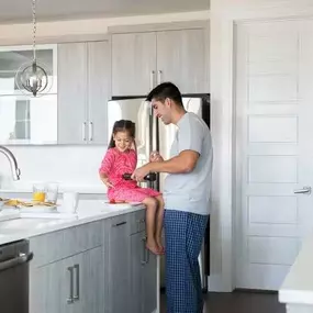 Bild von One Day Doors and Closets of San Antonio