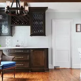 Bild von One Day Doors and Closets of San Antonio