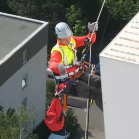 Bild von A.R.C.Tec Seilunterstützte Höhenarbeit