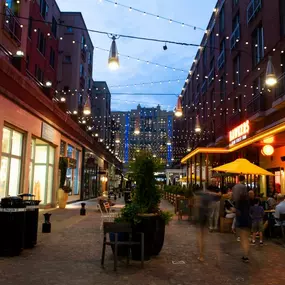 Endless shopping and dining at Bethesda Row