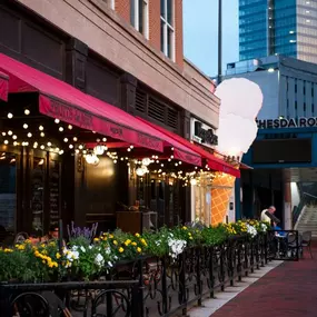 Discover new dining and shopping nearby