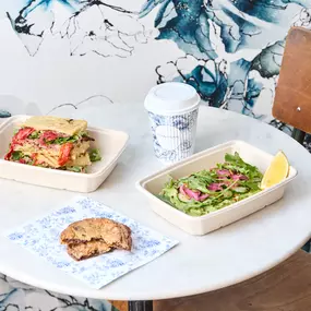 sandwich and tartine to go