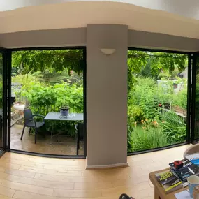 Bild von Edge 2 Edge U P V C & Aluminium