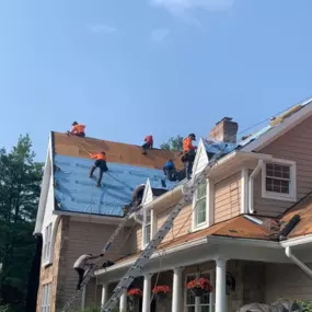 Don’t wait, call us for emergency roof repair! Whether it's storm damage or unexpected leaks, we offer prompt service to keep your home safe and secure.