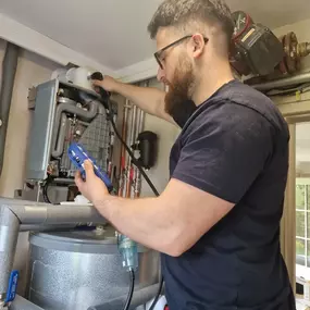 Bild von Ashton Plumbing & Heating Services Ltd
