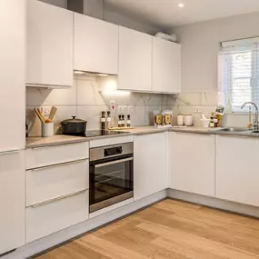 Swingate Park - Kitchen