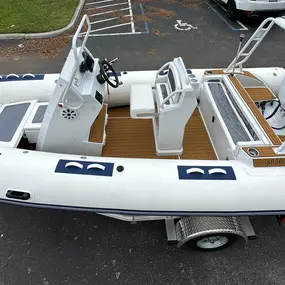Bild von East Marine Boats