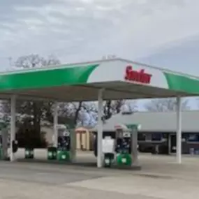 Sinclair gas station fueling island