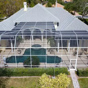Bild von New Model Rescreening and Painting Corp | Pool Cage Solutions
