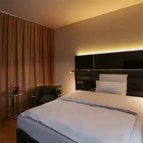 Queen size bed comfort and premium