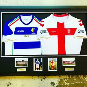 Bild von Framegame Leeds - Picture Framers & Shirt Framing