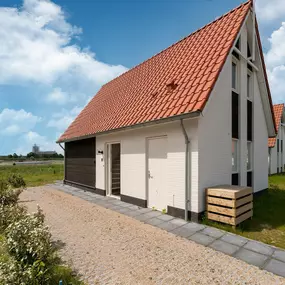 Bild von Modern vrijstaand vakantiehuis in Scherpenisse met een tuin - Belvilla by Oyo