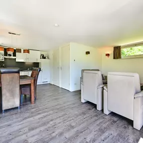 Bild von Gezellig chalet in Reutum met sauna en bubbelbad - Belvilla by Oyo