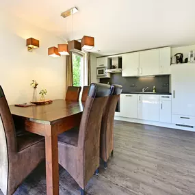 Bild von Gezellig chalet in Reutum met sauna en bubbelbad - Belvilla by Oyo